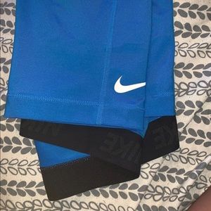 Nike Cropped Leggings